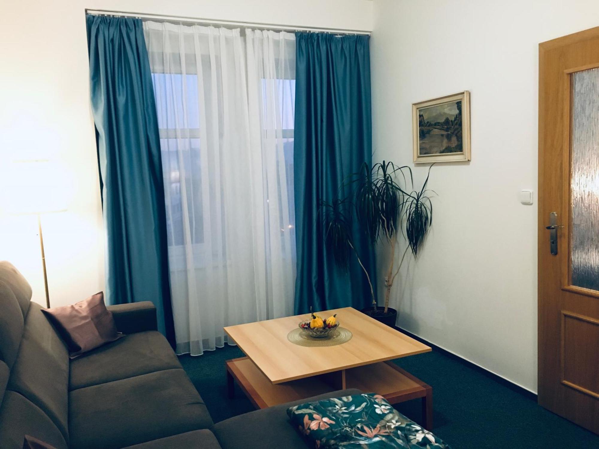 Penzion Hotelu Central Dvůr Králové nad Labem Dış mekan fotoğraf